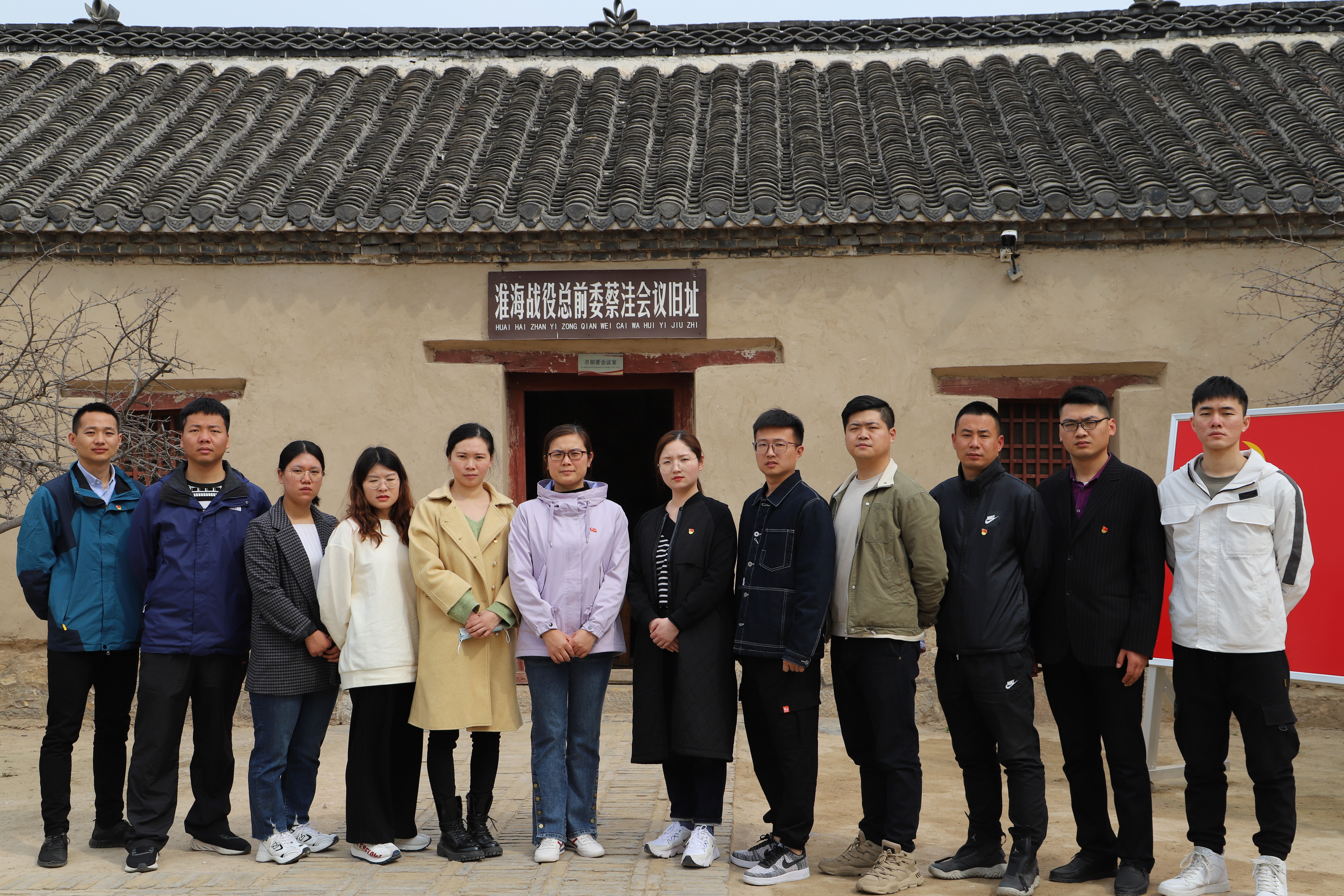 fb7b8360ff050d347b14e8ce28ec0fd.jpg fb7b8360ff050d347b14e8ce28ec0fd.jpg