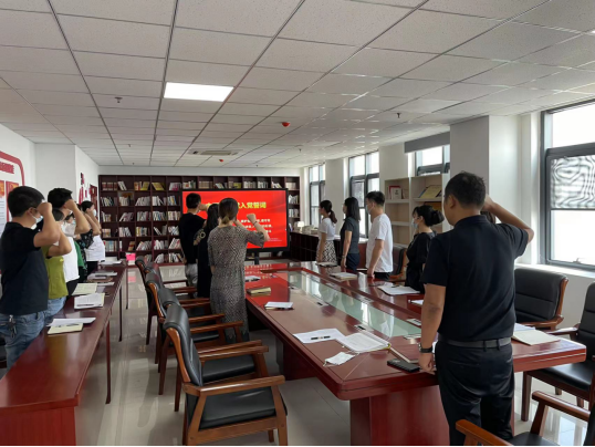 bf081834fdff7a9db3cfc08a28c8a0e.png bf081834fdff7a9db3cfc08a28c8a0e.png